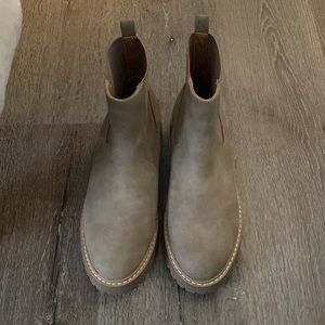 Dolce Vita Chelsea Boot